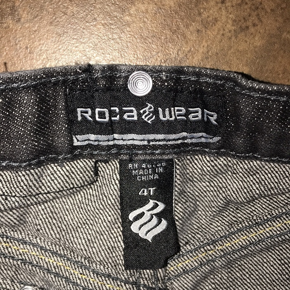 Boy’s Rocawear Jeans - Picture 9 of 9
